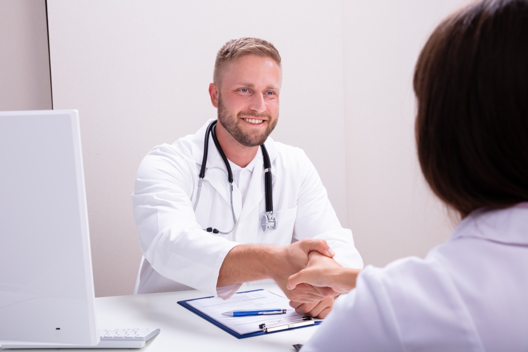 How to Become a Nurse Recruiter